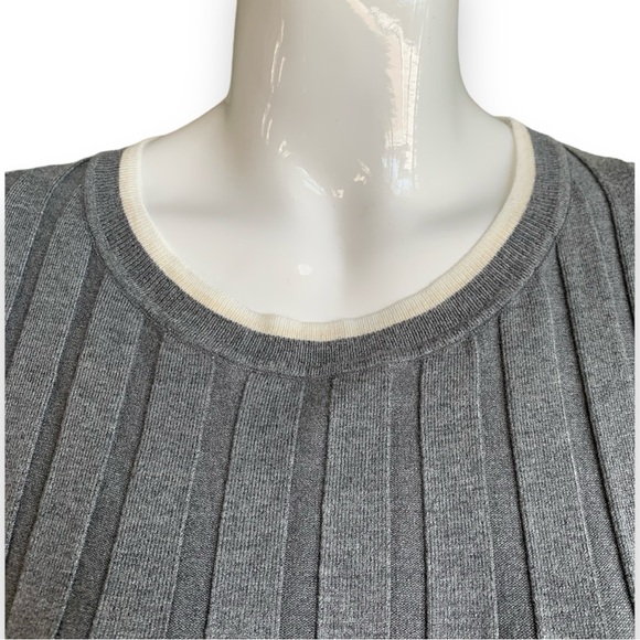 TOMMY HILFIGER BODYCON GREY KNIT SWEATER DRESS. WOMEN’S SIZE LARGE - Picture 5 of 9